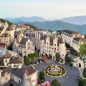 Mercure French Village Bana Hills Otel
